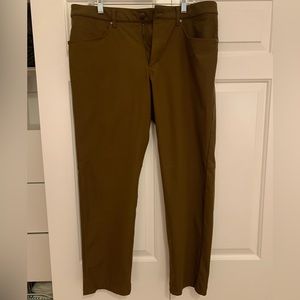 Men’s lululemon ABC pant. 30”. Size 35.